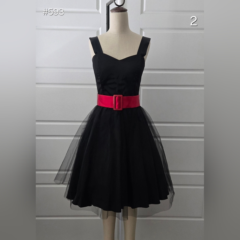 Black Tulle & Satin Prom/Homecoming/Party Dress With Red Belt